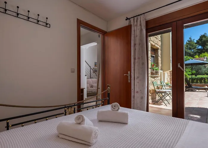 Вилла Haris With Shared Pool Сани-Бич