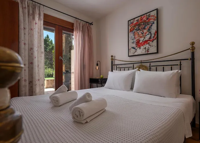 Haris With Shared Pool * Сани-Бич